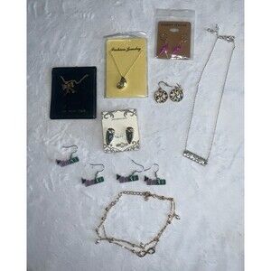 Lot of new jewelry-